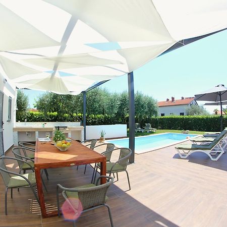 Villa Fjaka Umag Exterior foto